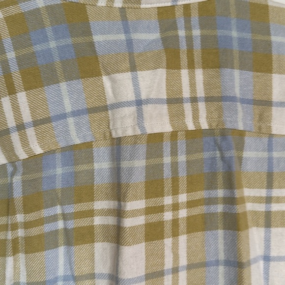 H&M flannel long sleeve button up shirt - Picture 6 of 6